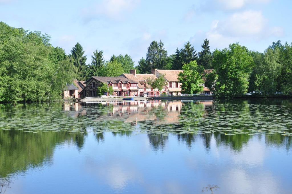 Hotel - Restaurant Le Moulin De Villiers Nouan-le-Fuzelier Экстерьер фото